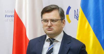 Дмитрий Кулеба - На Украине новые санкции против России назвали "мощной бомбой" - ren.tv - Россия - Украина