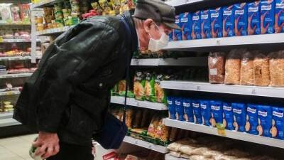 Способность россиян покупать eду рухнула до многолетнего минимума - newsland.com - Россияне