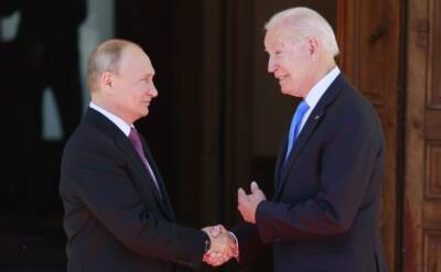 Владимир Путин - Джозеф Байден - Юрий Ушаков - Джо Байден - В Кремле рассказали детали разговора Путина и Байдена - russ-news.org - Россия - США - Украина