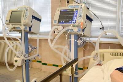 В Астраханской области за сутки выявили коронавирус еще у 860 человек - volg.mk.ru - Волгоград - Астраханская обл. - Волгоградская обл.