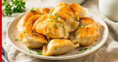 30 минут на кухне: жареные вареники с картошкой и луком - profile.ru
