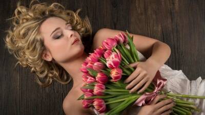 Гамма любви: Какие цветы подарить на День святого Валентина - 5-tv.ru