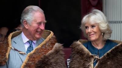 Елизавета II - принц Гарри - принц Чарльз - король Георг VI (Vi) - принц Филипп - Камилла - В Великобритании тайно разрабатывают план коронации принца Чарльза - 5-tv.ru - Англия - Великобритания