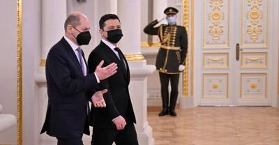 Владимир Зеленский - Олаф Шольц - Олафом Шольцем - Германия дала Украине денег, а оружия снова не дала. Итоги встречи Зеленского и Шольца - kp.ua - Россия - Украина - Киев - Германия - Берлин