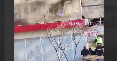 В Киеве сотрудник «Новой почты» бросился в горящую квартиру, чтобы спасти женщину - kp.ua - Украина - Киев