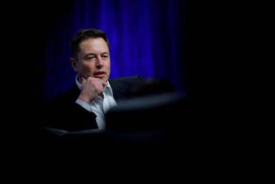 Илон Маск - Джефф Безос - Маск пожертвовал акции Tesla на $5,7 млрд на благотворительность - smartmoney.one - США - шт. Калифорния - Reuters