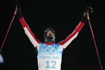 Норвежец Граабак завоевал золото в лыжном двоеборье на Олимпиаде - mk.ru - Норвегия - Япония - Пекин