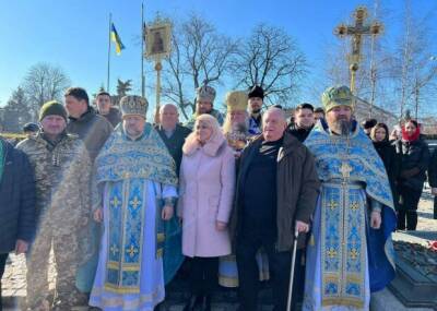 В Афганському храмі УПЦ сотні воїнів-афганців молилися за загиблих товаришів - 33-ті роковини виведення військ - ukrainianwall.com - Украина - Афганістан