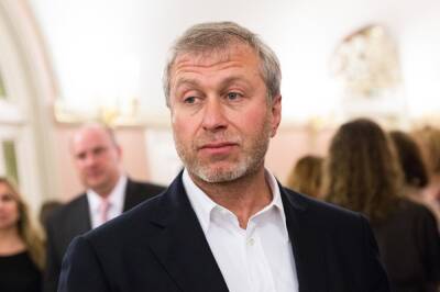 Роман Абрамович - Абрамович вывел свою долю акций компании Evraz из оффшора - tvc.ru - Россия - США - Казахстан - Канада - Чехия