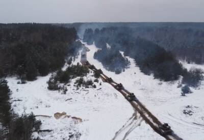 В 4 километрах от нашей границы: в Беларуси военные всего за ночь развернули мост через Припять - кадры - ukrainianwall.com - Россия - Украина - Белоруссия - Мозырь