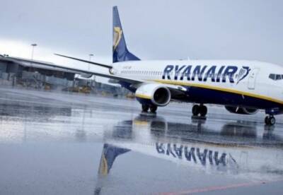 Авиакомпания Ryanair не планирует прекращать полеты в Украину - facenews.ua - Украина - Лиссабон