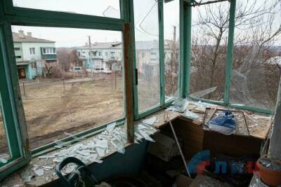 Власти ЛНР на фотографиях показали последствия обстрелов со стороны украинских военных - znak.com - Украина - Киев - ЛНР - Славяносербск