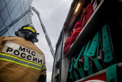 В Петрозаводске женщину с инсультом выносили через окно - gubdaily.ru - Петрозаводск