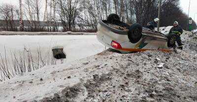 Такси перевернулось в Кстовском районе - vgoroden.ru - Нижегородская обл.