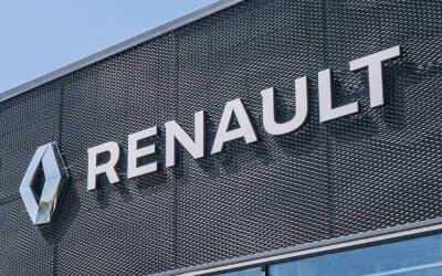 Лука Де-Мео - Renault рассказала о двух новинках для России в 2022 году - zr.ru - Россия - Франция