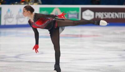 Камила Валиева - Каори Сакамото - “Вы уничтожили самую яркую фигуристку мира”: Журналисты не сдержались, увидев оценки Валиевой - russ-news.org - Япония - Пекин