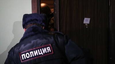 Сгнившее тело петербуржца нашли в полной боеприпасов и гексогена квартире - 5-tv.ru - Россия - Санкт-Петербург - Колпино