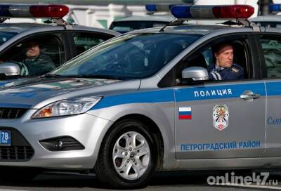 В Санкт-Петербурге полицейские обнаружили публичный дом в арендованной квартире - online47.ru - Петербурга - район Адмиралтейский