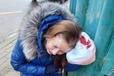 Жительница Воронежа показала окровавленную голову мамы, на которую в центре города свалилась глыба льда - vrn.mk.ru - Воронеж