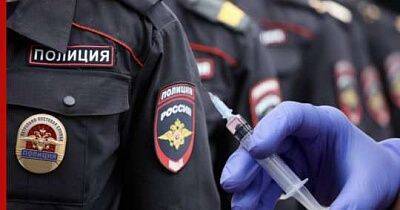 Владимир Колокольцев - В полиции придумали способ бороться с антипрививочниками в своих рядах - sovsekretno.ru - Россия