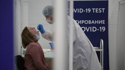 Николай Беспалов - В России за сутки выявили 141 883 случая коронавируса - russian.rt.com - Россия - Скончался