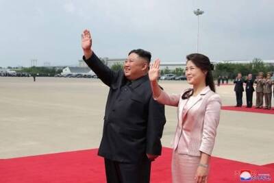 Ким Ченын - Ким Ченир - Жена Ким Чен Ына появилась на публике впервые за пять месяцев - versia - КНДР - Пхеньян