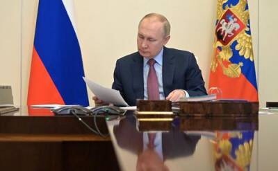 Владимир Путин - Борис Джонсон - Юрий Ушаков - Путин - Ушаков заявил, что телефонный разговор Путина и Джонсона запланирован на вечер среды - argumenti.ru - Россия - Англия