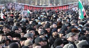Рамзан Кадыров - Ибрагим Янгулбаев - Адресатом митинга против Янгулбаевых в Грозном стал Кремль - kavkaz-uzel.eu - респ. Чечня