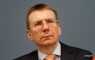 Эдгарс Ринкевичс - Латвия призывает ЕС начать вводить санкции против России - korrespondent.net - Москва - Россия - США - Украина - Вашингтон - Англия - Лондон - Канада - Рига - Латвия - Брюссель - Оттава - Донбасс
