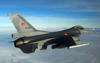 Турция провела учения истребителей F-16 над Черным морем - korrespondent.net - Украина - Турция - Болгария - Ввс