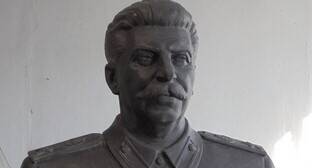 Иосиф Сталин - Жители села в Грузии установили памятник Сталину - kavkaz-uzel.eu - Грузия