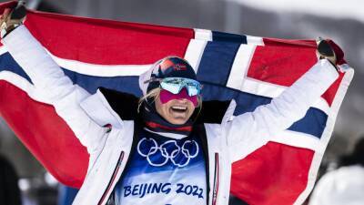 Тереза Йохауг - Норвежская лыжница Йохауг выиграла три золотых медали на Олимпиаде в Пекине - runews24.ru - Пекин