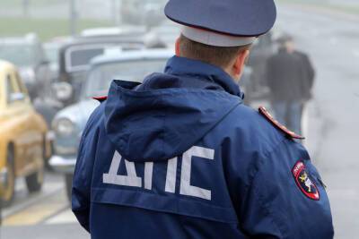 Подвыпивший полковник МВД Петербурга попал в ДТП и не поверил тесту на алкоголь - spb.mk.ru - Санкт-Петербург