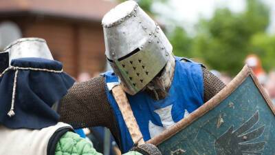 Генрих VIII (Viii) - Большая часть средневекового эпоса об английских рыцарях оказалась утерянной - mir24.tv