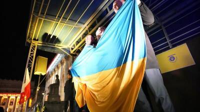 Владимир Путин - Швеция - Европейские акции в поддержку Украины - ru.euronews.com - Россия - Украина - Германия - Польша - Швеция - Испания - Варшава - Стокгольм - Мадрид