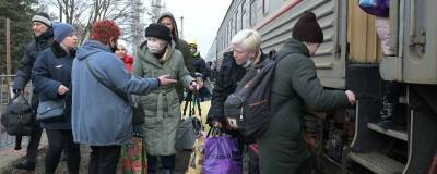 В Курской области ввели режим ЧС из-за прибытия беженцев из Донбасса - runews24.ru - Россия - Украина - Нижегородская обл. - ДНР - Воронежская обл. - Ростовская обл. - ЛНР - Курская обл. - Волгоградская обл. - Донецкая обл.