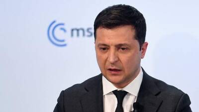 Владимир Зеленский - Эммануэль Макрон - Олафу Шольцу - На Украине заявили о желании Зеленского признания ДНР и ЛНР Россией - iz.ru - Россия - Украина - Киев - Израиль - Германия - Франция - ДНР - ЛНР - Донецкая обл.