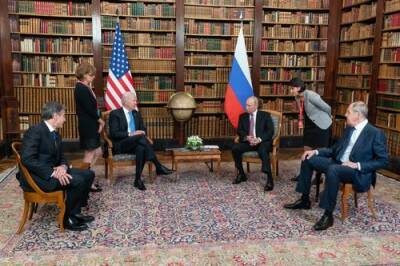 Владимир Путин - Путин - Джо Байден - Байден - Путин и Байден приняли предложение Макрона о проведении саммита - argumenti.ru - Россия - США