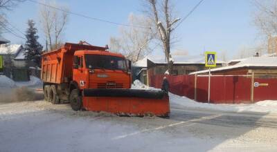 За выходные в Иркутске вывезли более 3,5 тысячи тонн снега - runews24.ru - Иркутск - Свердловск