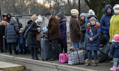 Владимир Путин - Олег Мельниченко - В Россию из ДНР и ЛНР прибыло уже более 60 тысяч человек. Несколько регионов ввели режим ЧС - og.ru - Россия - ДНР - Рязанская обл. - Воронежская обл. - Ростовская обл. - ЛНР - Курская обл. - Пензенская обл. - Донецкая обл.