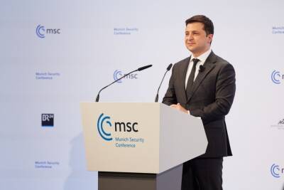 Владимир Зеленский - Зеленский шокировал Запад на Мюнхенской конференции - mk.ru - Москва - Украина - Киев - Чехия