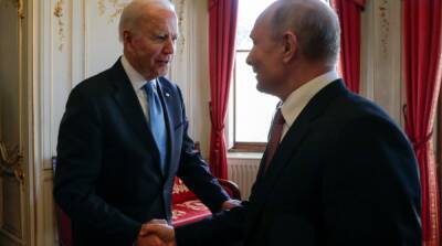 Владимир Путин - Дмитрий Песков - Эмманюэль Макрон - Джо Байден - В Кремле прокомментировали инициативу встречи Путина и Байдена - ru.slovoidilo.ua - Россия - США - Украина - Франция