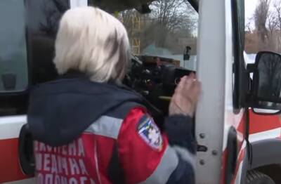 Водитель протаранил пешеходов на Киевщине, самому младшему 17 лет: фото с места ДТП - politeka.net - Украина - Киев - Киевская обл. - Киев