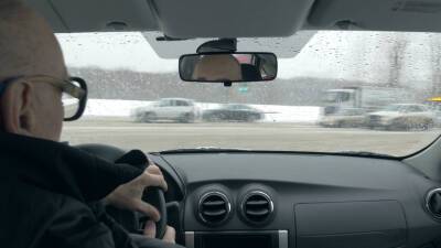 Алексей Хресин - Инструктор Кабышев напомнил об особенностях поездок на авто при перепаде температур - russian.rt.com