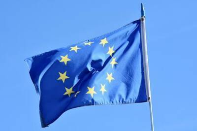 Bloomberg: главы МИД ЕС одобрили санкции против пятерых российских граждан - argumenti.ru - Украина - Крым - Крым