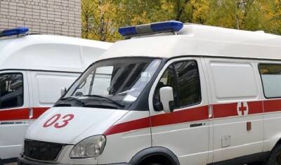 Вера Сергеева - Мать с маленькими детьми завалило снегом с крыши - mirnov.ru - респ. Чувашия - Чебоксары