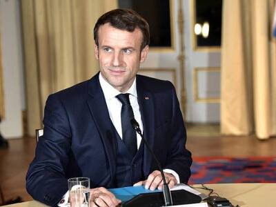 Эмманюэль Макрон - Эмманюэль Макрон отложил выдвижение на президентский пост Франции из-за ситуации на Украине - rosbalt.ru - Украина - Франция