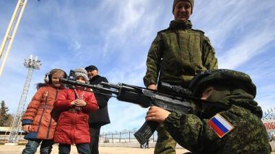 Андрей Воробьев - Воробьев поздравил военных и их семьи с наступающим 23 Февраля - iz.ru - Россия - Израиль - Московская обл. - с. Минобороны