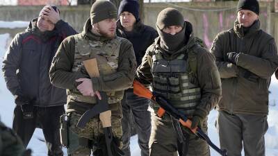 Украина: западные инструкторы обучают "Грузинский легион" - ru.euronews.com - Россия - США - Украина - Киев - Англия - Грузия - Бразилия - Испания - Луганск - Ангола - Донбасс