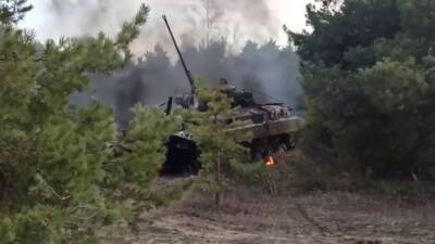 Владимир Путин - Владимир Жириновский - Денис Пушилин - Леонид Пасечник - Александр Бортников - ФСБ опубликовала видео с горящими БМП Украины, пытавшимися эвакуировать диверсантов - bloknot.ru - Россия - Украина - ДНР - Ростовская обл. - ЛНР - Донбасс - территория Рф